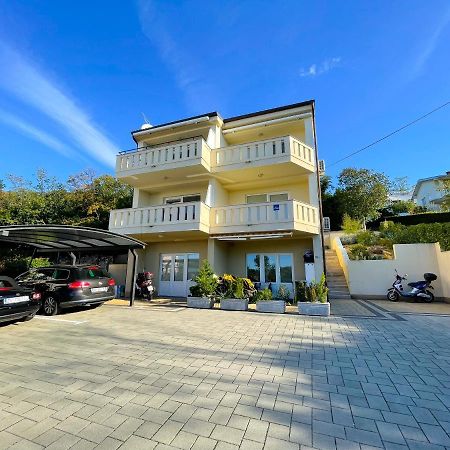 Apartmani Josip Dramalj Exterior photo