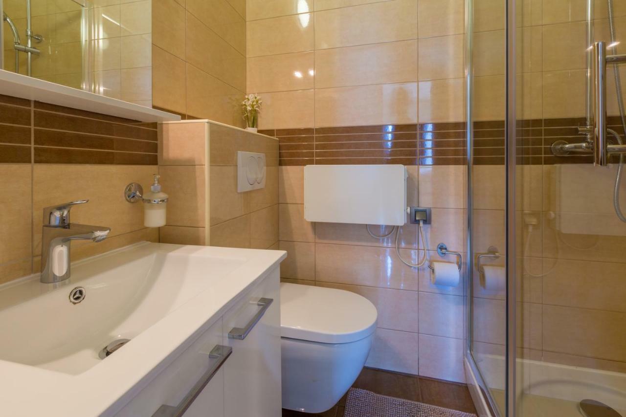 Apartmani Josip Dramalj Exterior photo